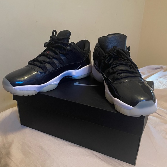 Jordan 11 low - Picture 4 of 11